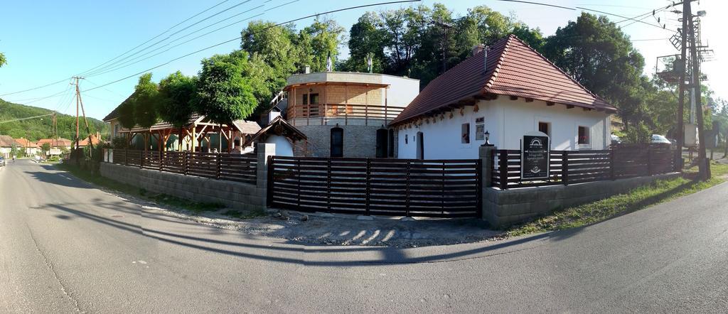 Zempleni Pitvaros Piheno Telkibanya Luaran gambar